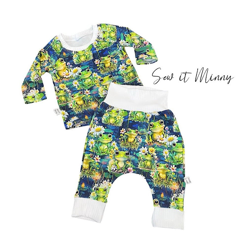 Harem Pant & Long Sleeve Set - Frogs - Size 000