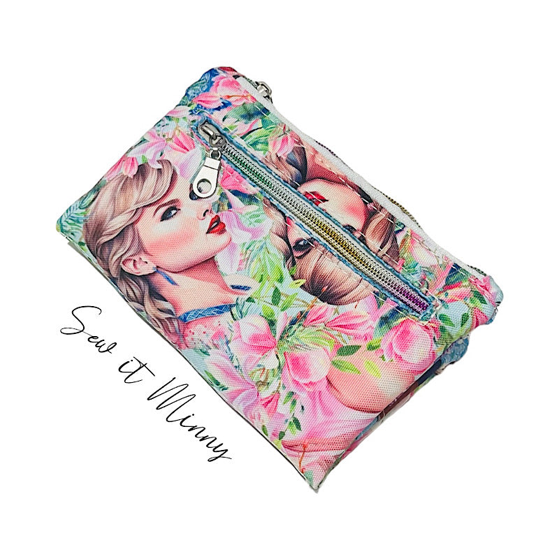 Taylor Swift - Winterberry Wallet - Ready to send